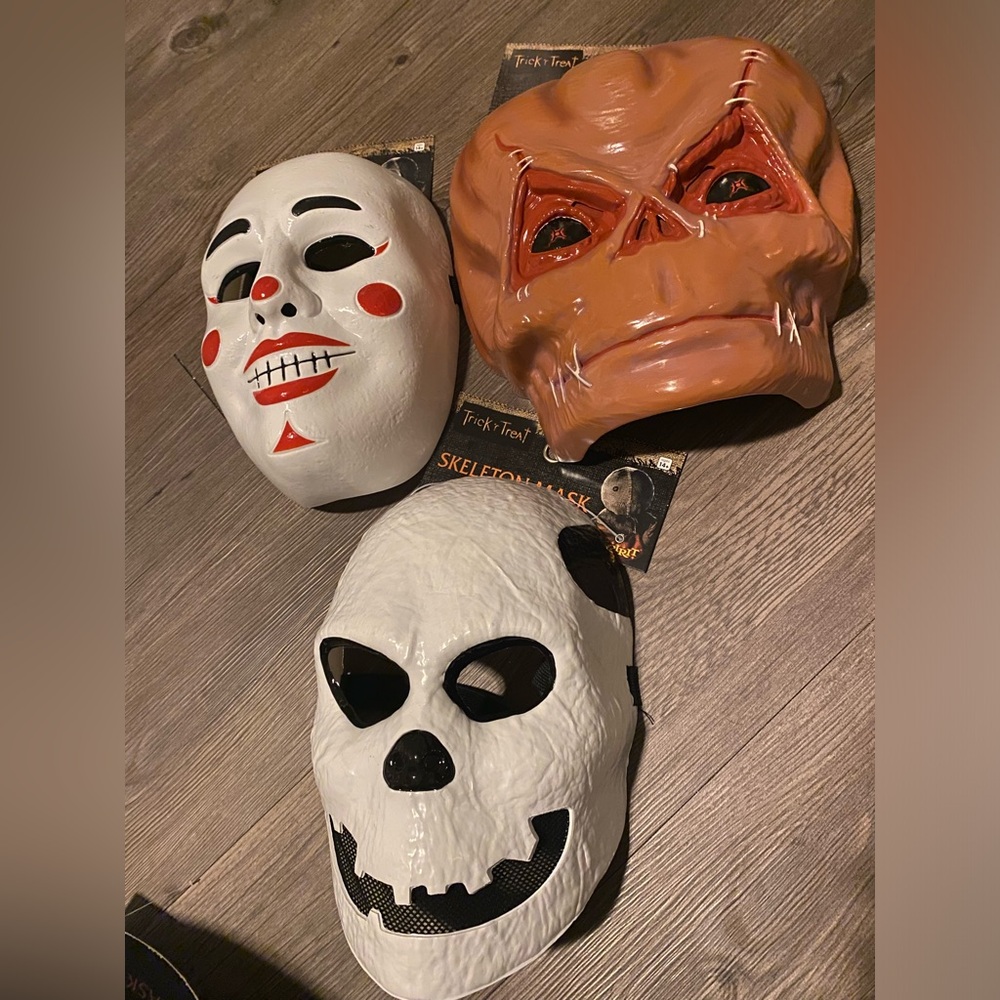 Spirit Halloween Trick R Treat Mask Bundle Lot Of 3 New With Tags Sam